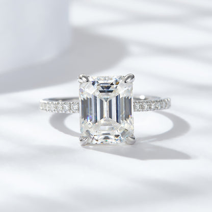 Emerald Moissanite Ring 8*10mm 4 Prog Engagement Ring